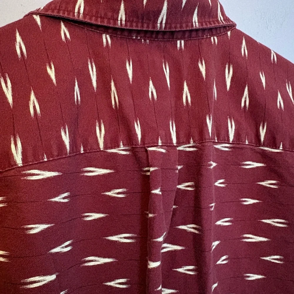 VTG 90s coded American Eagle‎ Large burgundy red button up shirt Pattern Western